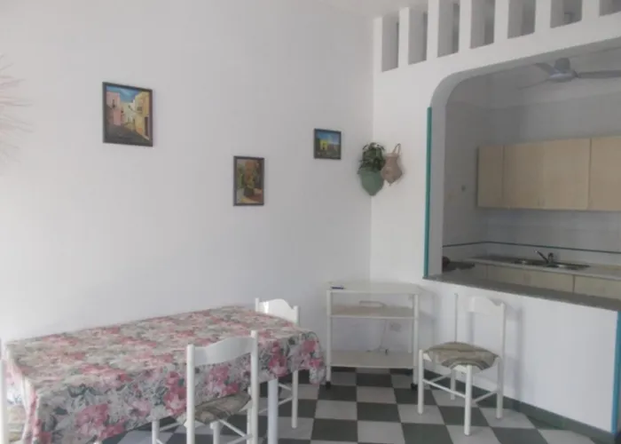 Le Palme Baia By Nonsolomare Vacanze Srlu Holiday home *